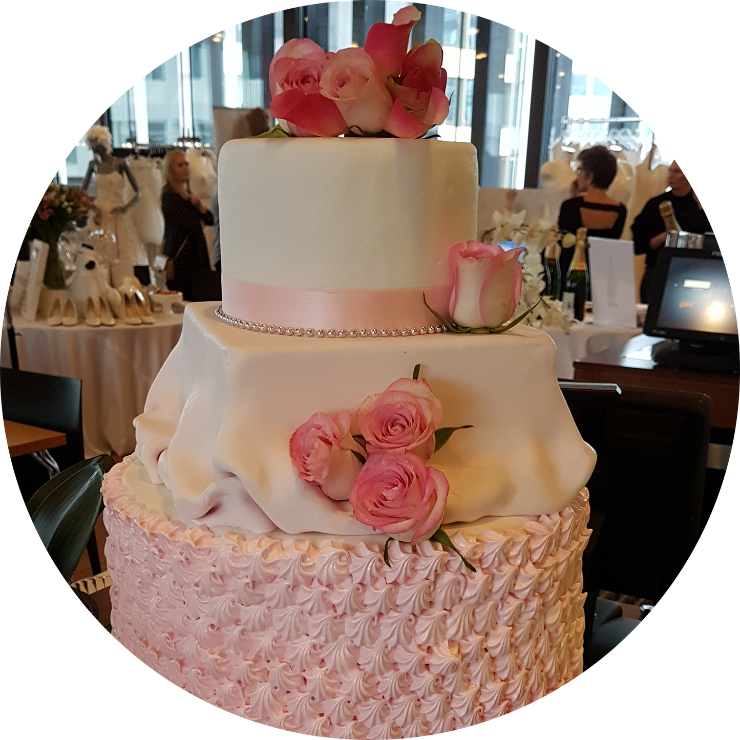Bryllupskake - Custom made